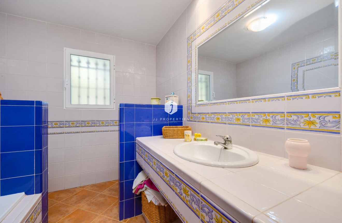 D'occasion - Villa -
San Miguel de Salinas - Inland