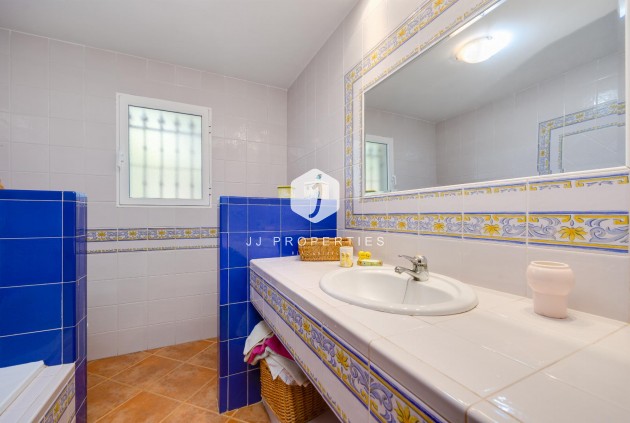 D'occasion - Villa -
San Miguel de Salinas - Inland