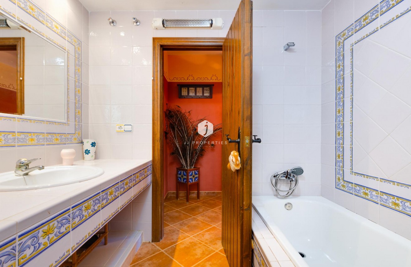 D'occasion - Villa -
San Miguel de Salinas - Inland