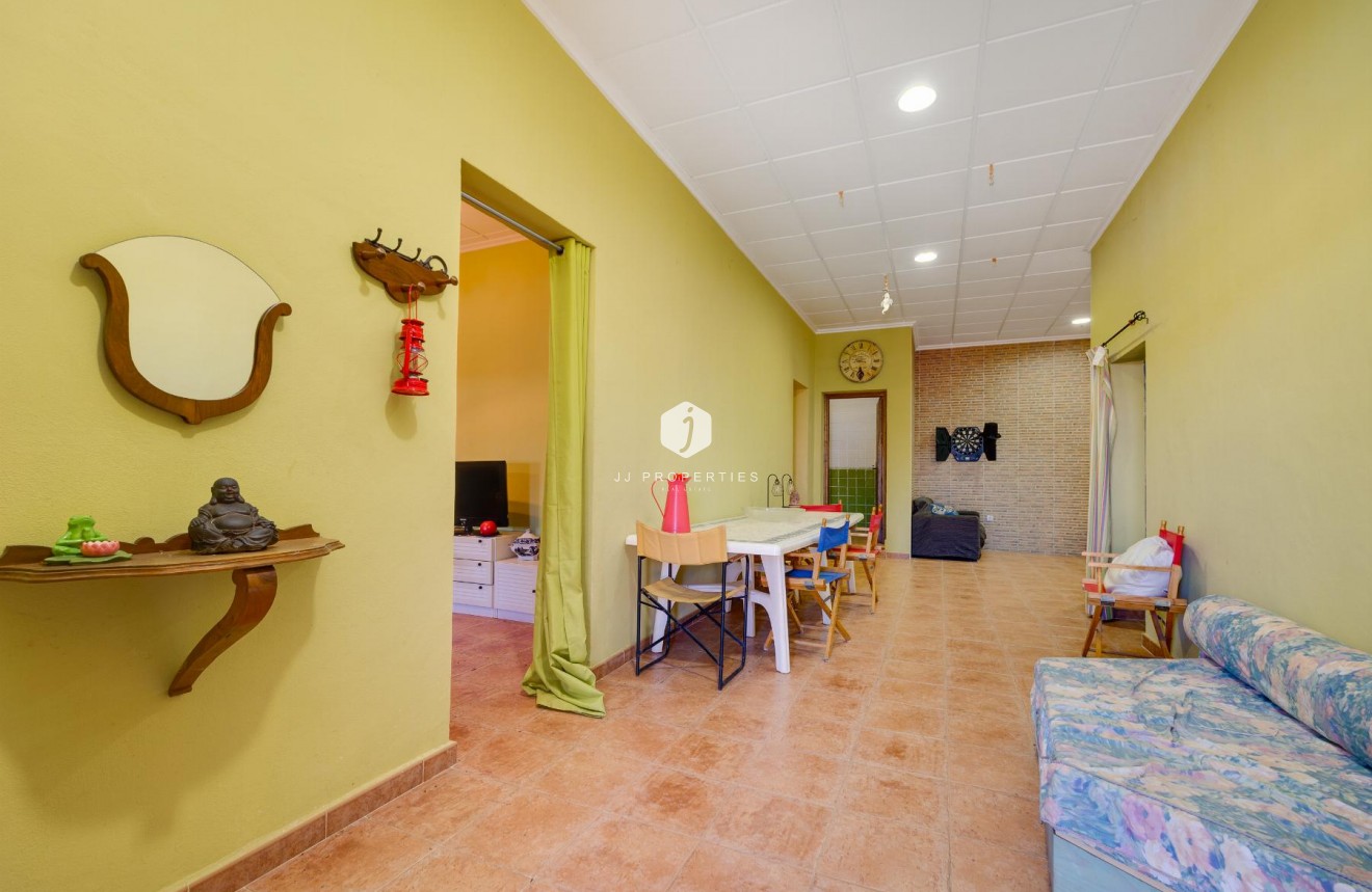 D'occasion - Villa -
San Miguel de Salinas - Inland