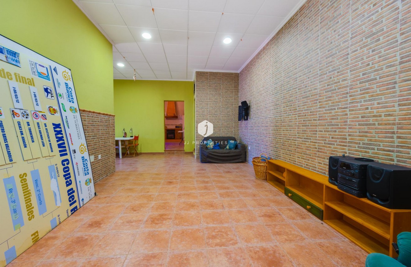 D'occasion - Villa -
San Miguel de Salinas - Inland