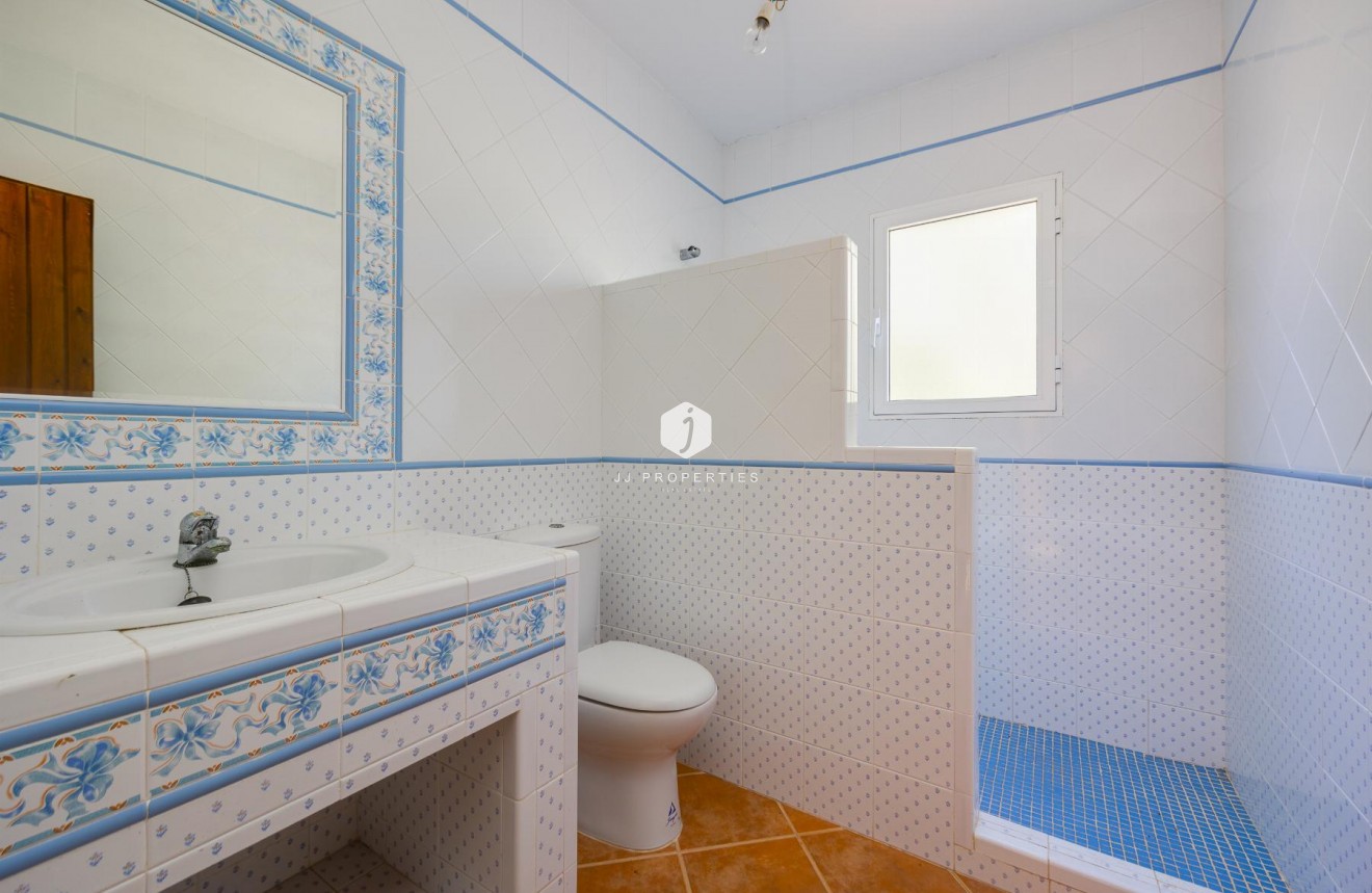 D'occasion - Villa -
San Miguel de Salinas - Inland