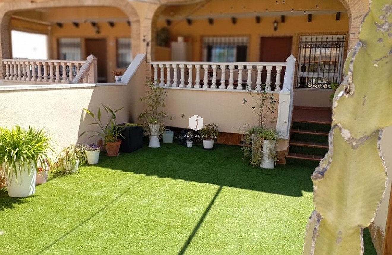 Resale - Chalet -
Guardamar del Segura - Costa Blanca