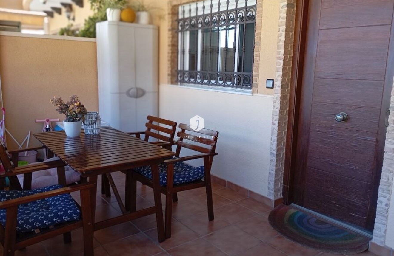 Resale - Chalet -
Guardamar del Segura - Costa Blanca