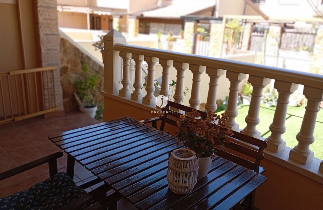 Resale - Chalet -
Guardamar del Segura - Costa Blanca