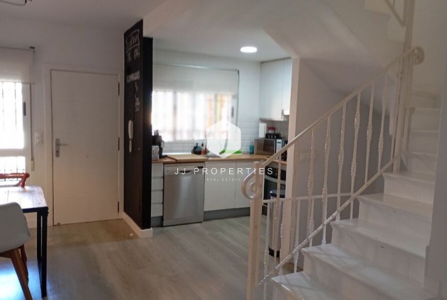 Resale - Chalet -
Guardamar del Segura - Costa Blanca