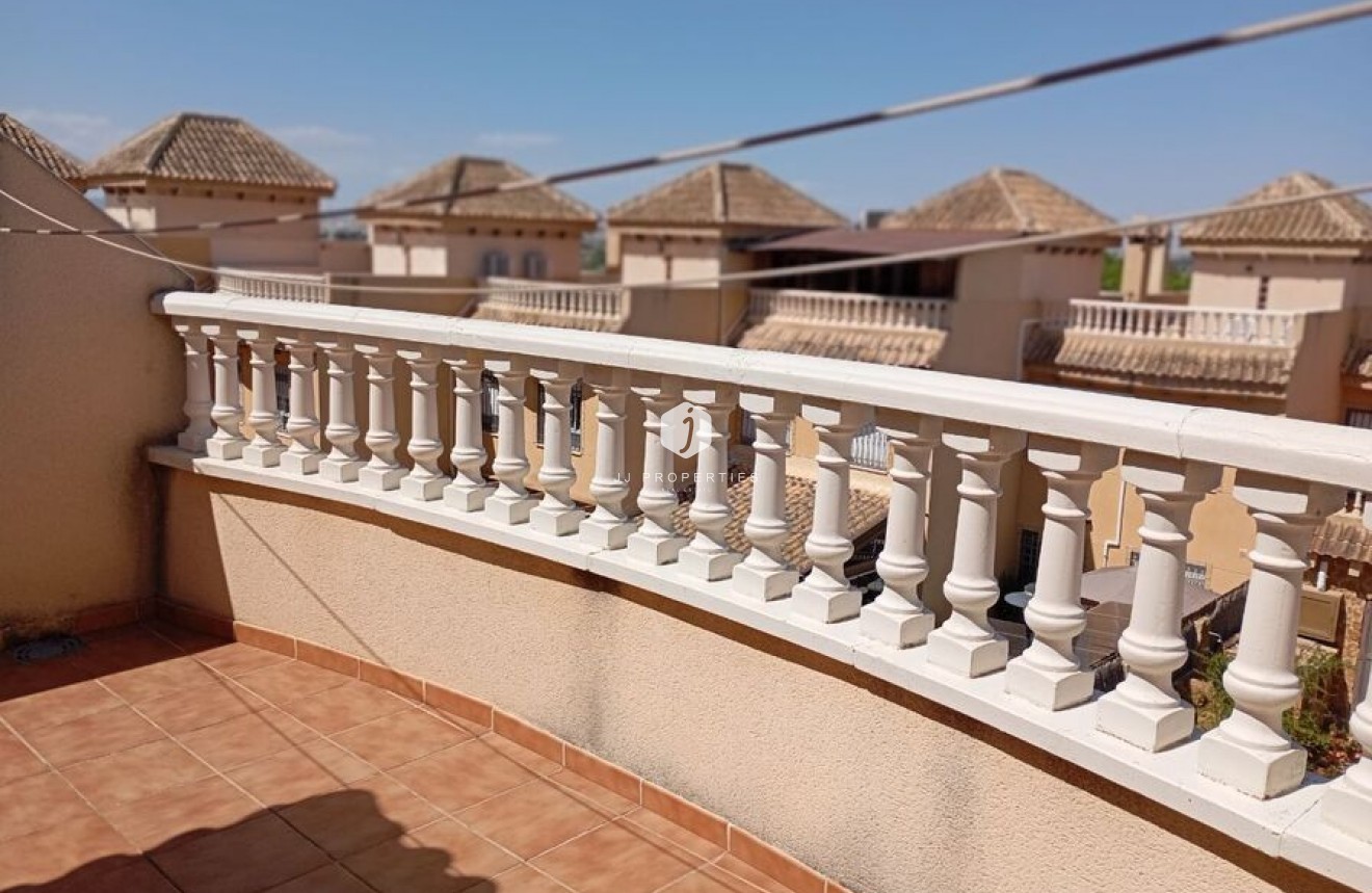 Resale - Chalet -
Guardamar del Segura - Costa Blanca