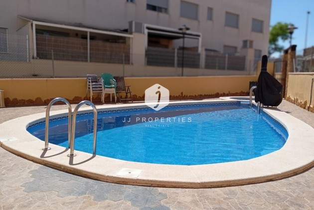 Resale - Chalet -
Guardamar del Segura - Costa Blanca