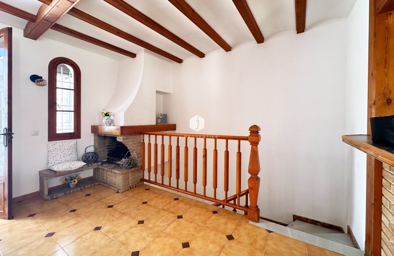 Resale - Chalet -
Orihuela Costa - Costa Blanca