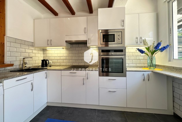 Resale - Chalet -
Orihuela Costa - Costa Blanca