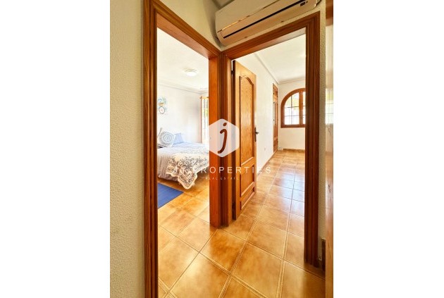 Resale - Chalet -
Orihuela Costa - Costa Blanca