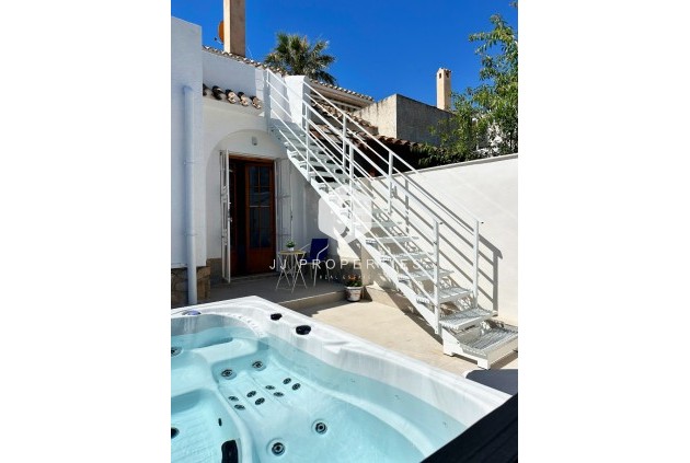 Resale - Chalet -
Orihuela Costa - Costa Blanca