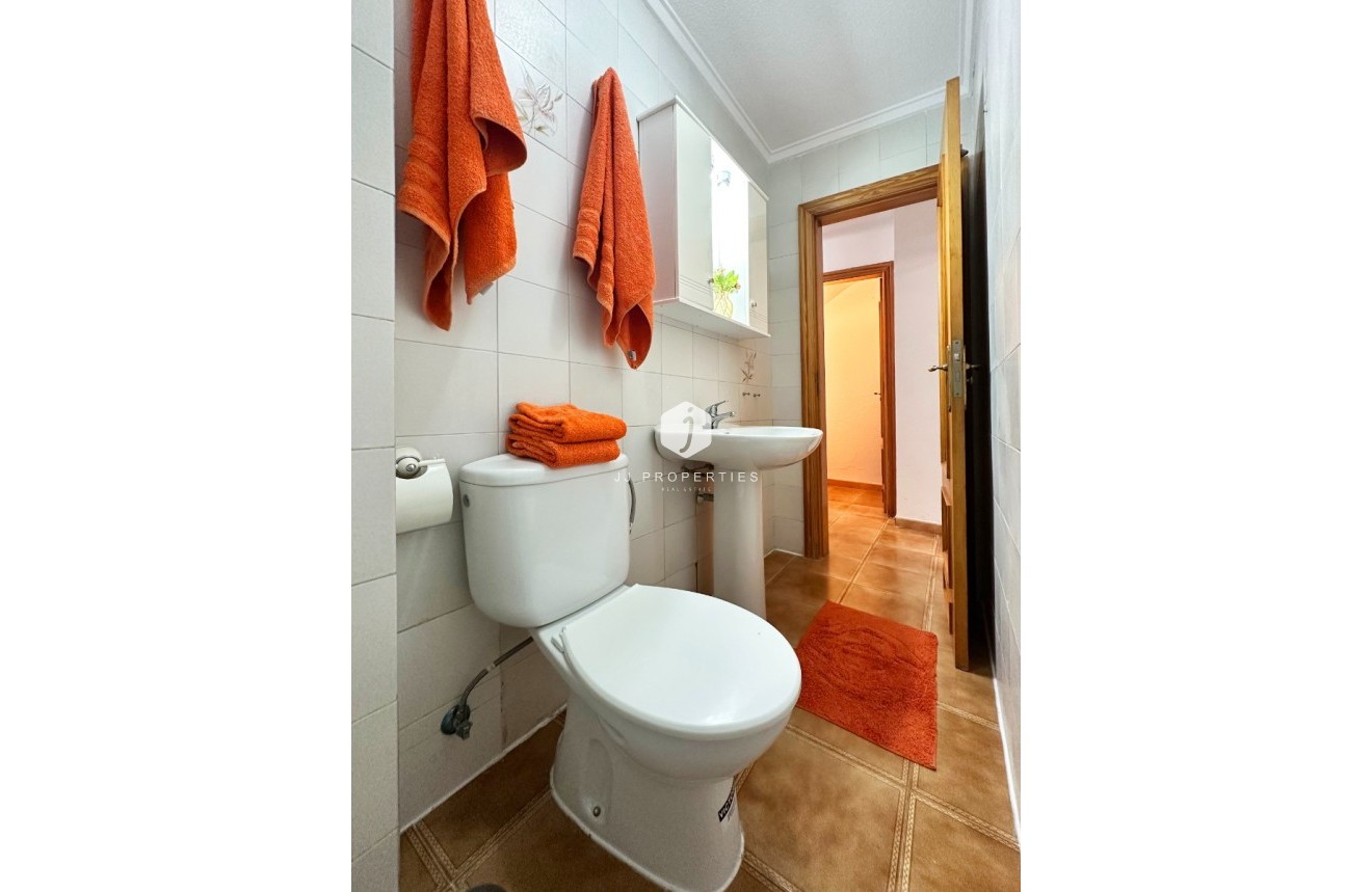Resale - Chalet -
Orihuela Costa - Costa Blanca