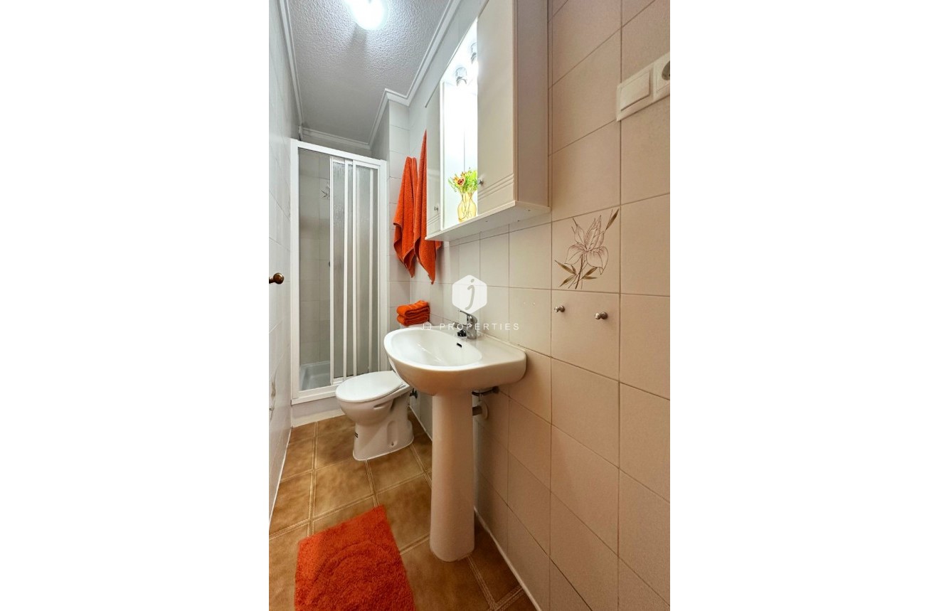 Resale - Chalet -
Orihuela Costa - Costa Blanca