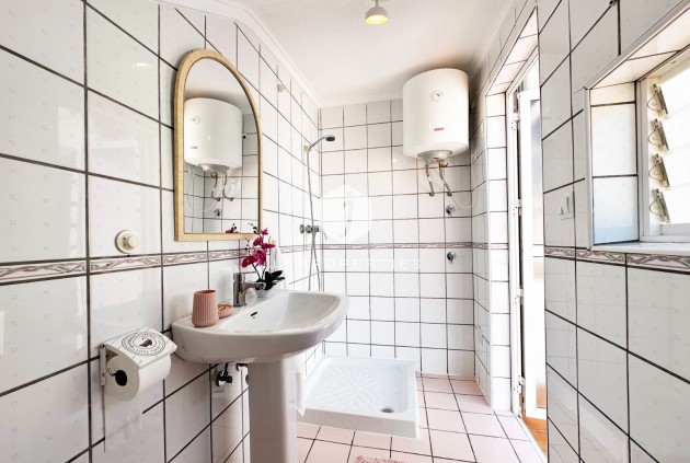 Resale - Chalet -
Orihuela Costa - Costa Blanca