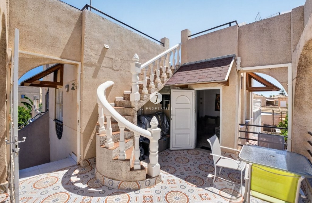D'occasion - Attique -
Torrevieja - Doña ines