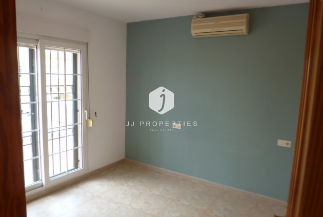 Resale - Chalet -
Playa Flamenca - Costa Blanca