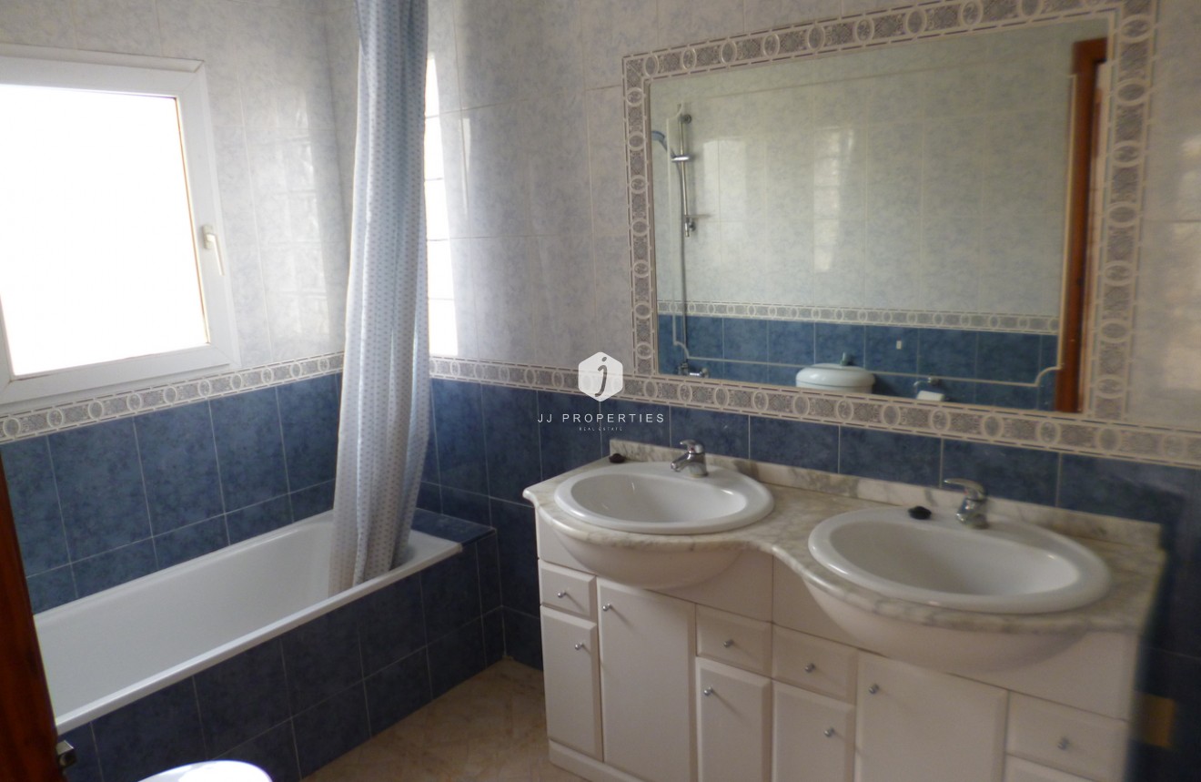 Resale - Chalet -
Playa Flamenca - Costa Blanca