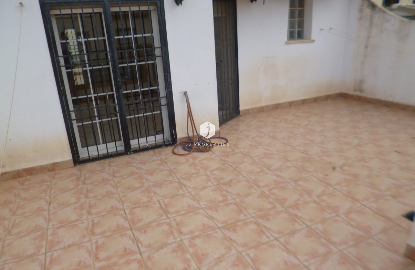 Resale - Chalet -
Playa Flamenca - Costa Blanca