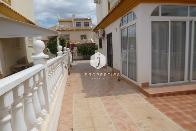 Resale - Chalet -
Playa Flamenca - Costa Blanca