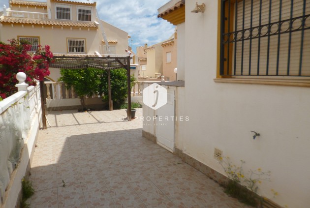 Resale - Chalet -
Playa Flamenca - Costa Blanca