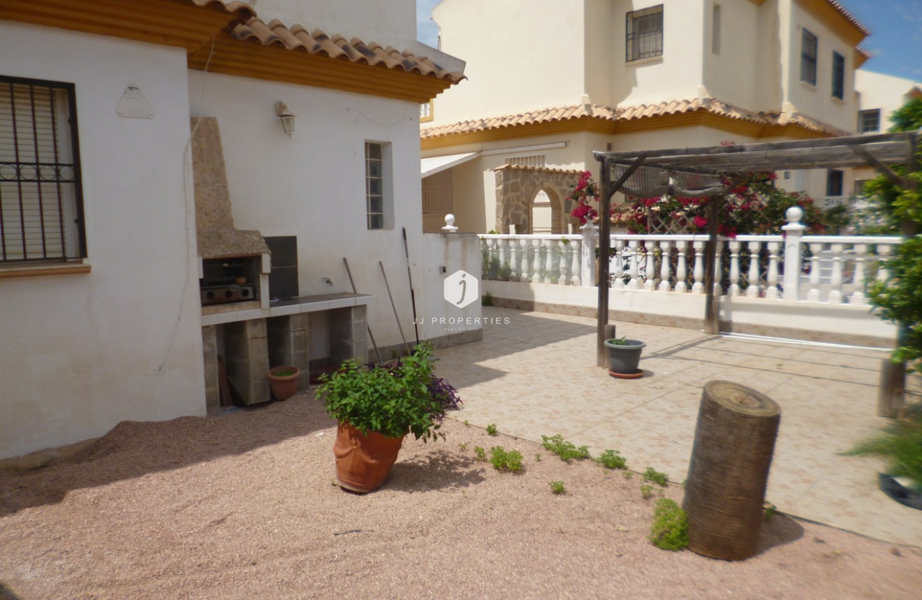 Resale - Chalet -
Playa Flamenca - Costa Blanca