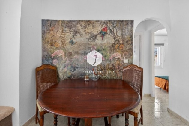 Resale - Chalet -
Torrevieja - Los altos