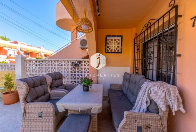 Tweedehands - Appartement / flat -
Torrevieja - La Rosaleda