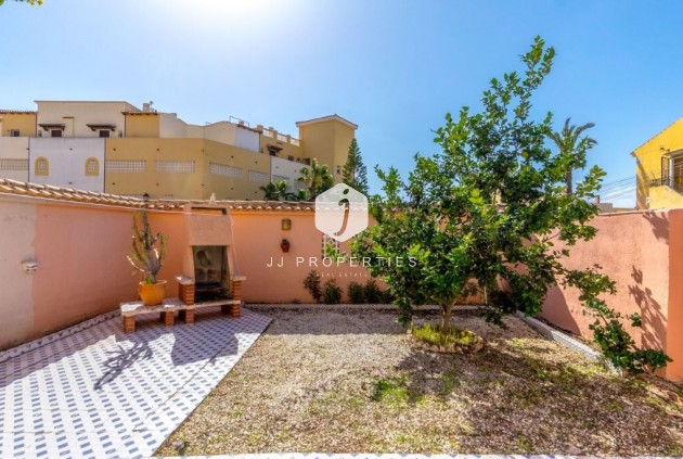 Tweedehands - Appartement / flat -
Torrevieja - La Rosaleda