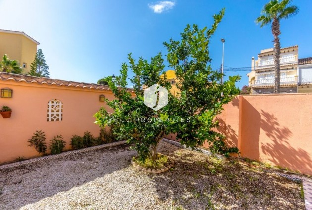 Tweedehands - Appartement / flat -
Torrevieja - La Rosaleda