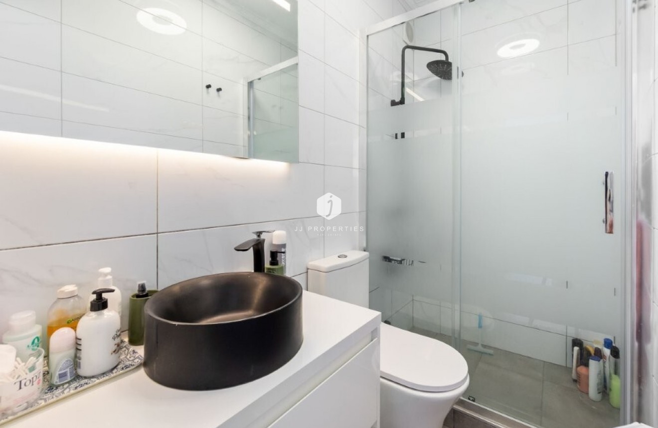 Tweedehands - Appartement / flat -
Torrevieja - La Rosaleda