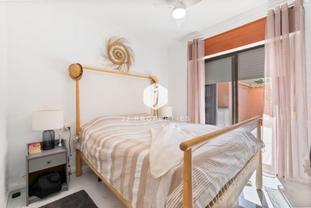 Tweedehands - Appartement / flat -
Torrevieja - La Rosaleda