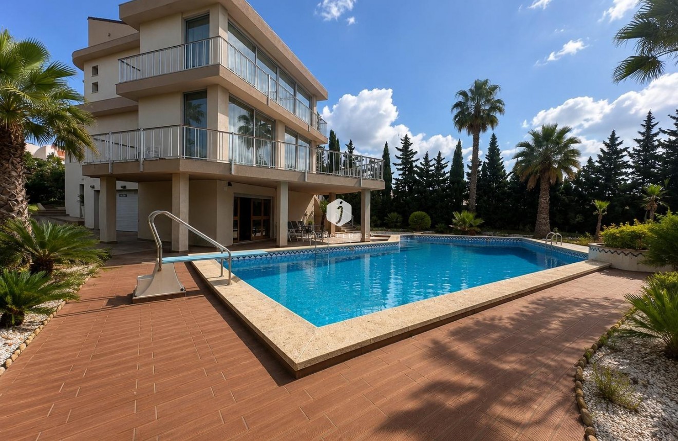 Resale - Villa -
Ciudad Quesada - Costa Blanca Sur