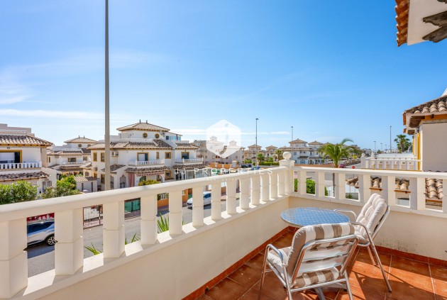 Z drugiej ręki - Szalet -
Cabo Roig - Costa Blanca