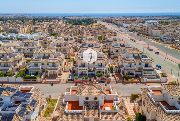 Z drugiej ręki - Szalet -
Cabo Roig - Costa Blanca