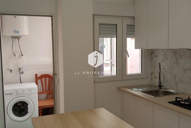 Aus zweiter Hand - Wohnung -
Torrevieja - El molino