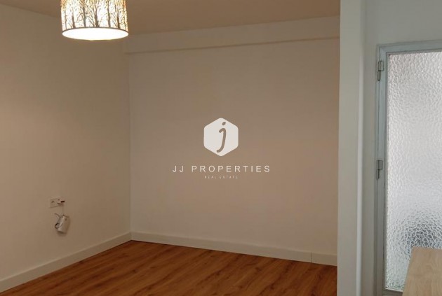 Aus zweiter Hand - Wohnung -
Torrevieja - El molino