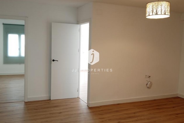 Aus zweiter Hand - Wohnung -
Torrevieja - El molino