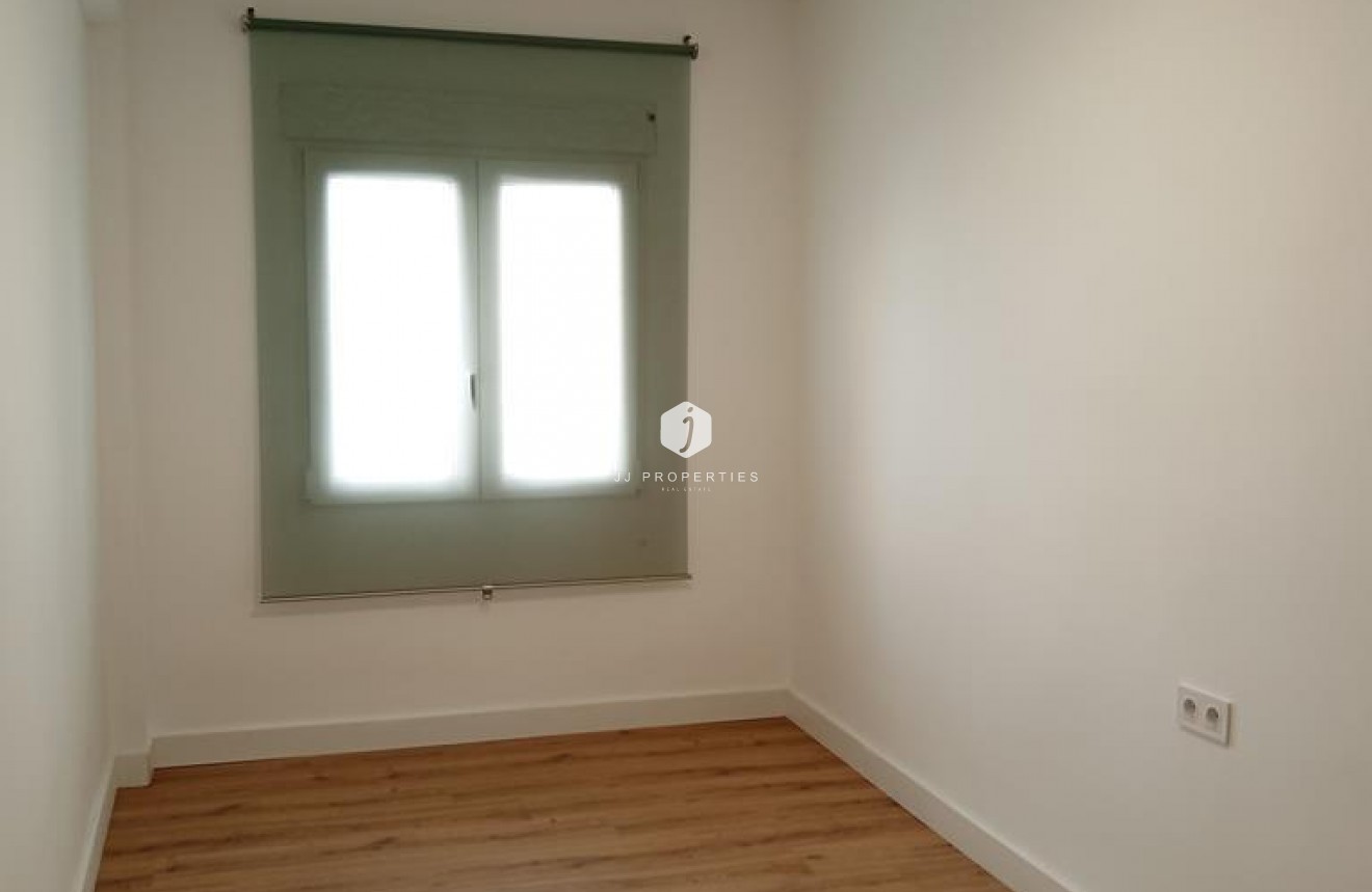 Aus zweiter Hand - Wohnung -
Torrevieja - El molino