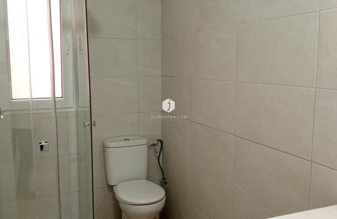 Aus zweiter Hand - Wohnung -
Torrevieja - El molino