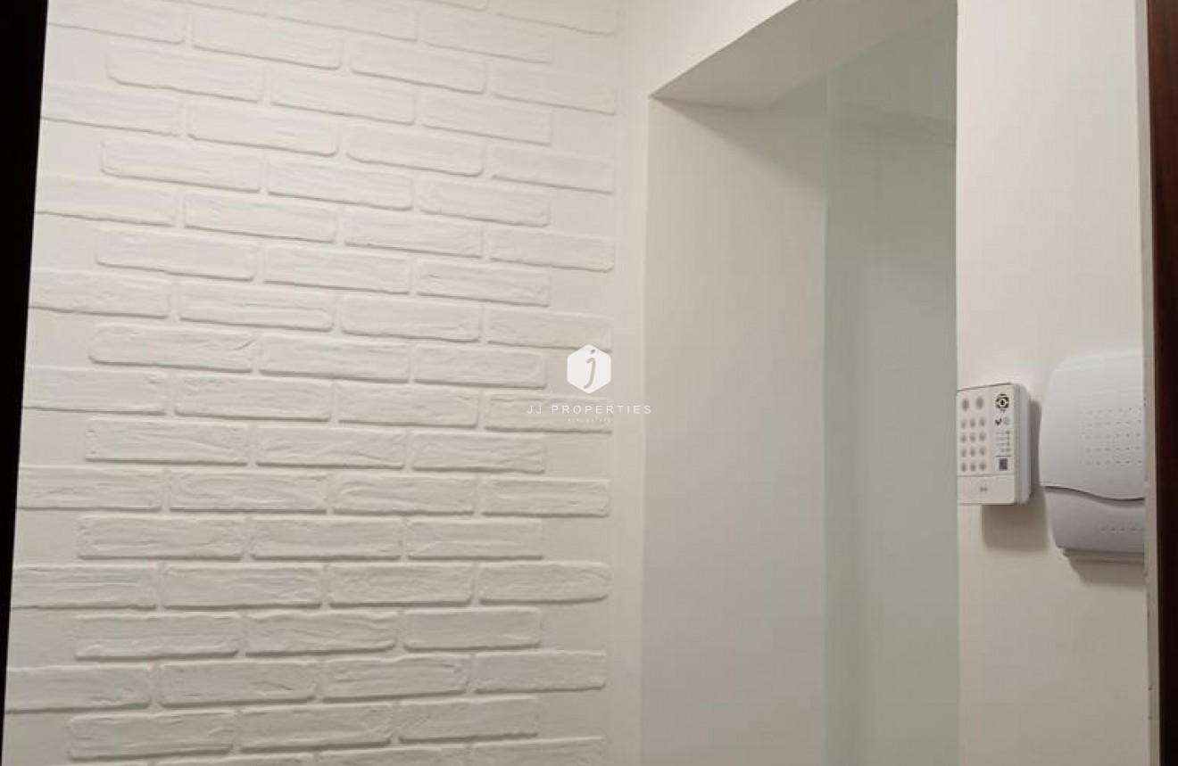 Aus zweiter Hand - Wohnung -
Torrevieja - El molino