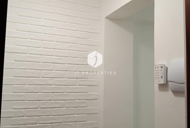 Aus zweiter Hand - Wohnung -
Torrevieja - El molino