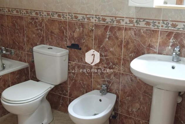 Tweedehands - Appartement / flat -
Los Montesinos - PUEBLO CENTRO