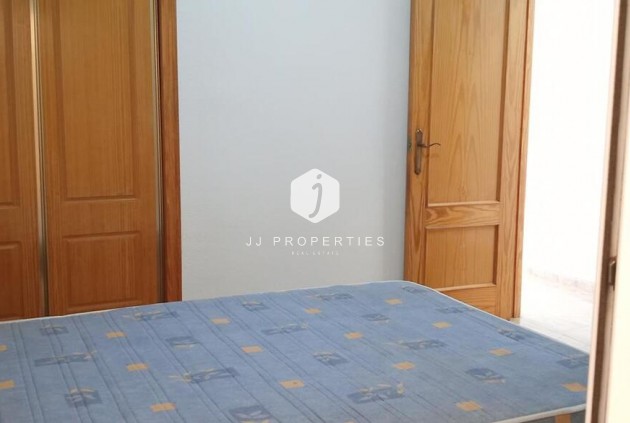 Tweedehands - Appartement / flat -
Los Montesinos - PUEBLO CENTRO