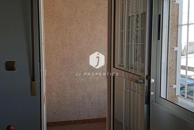 Tweedehands - Appartement / flat -
Los Montesinos - PUEBLO CENTRO