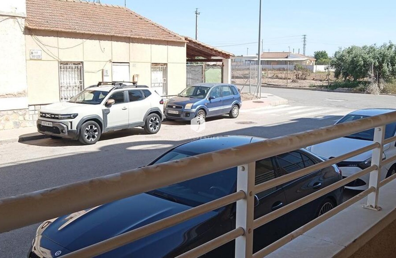 Tweedehands - Appartement / flat -
Los Montesinos - PUEBLO CENTRO