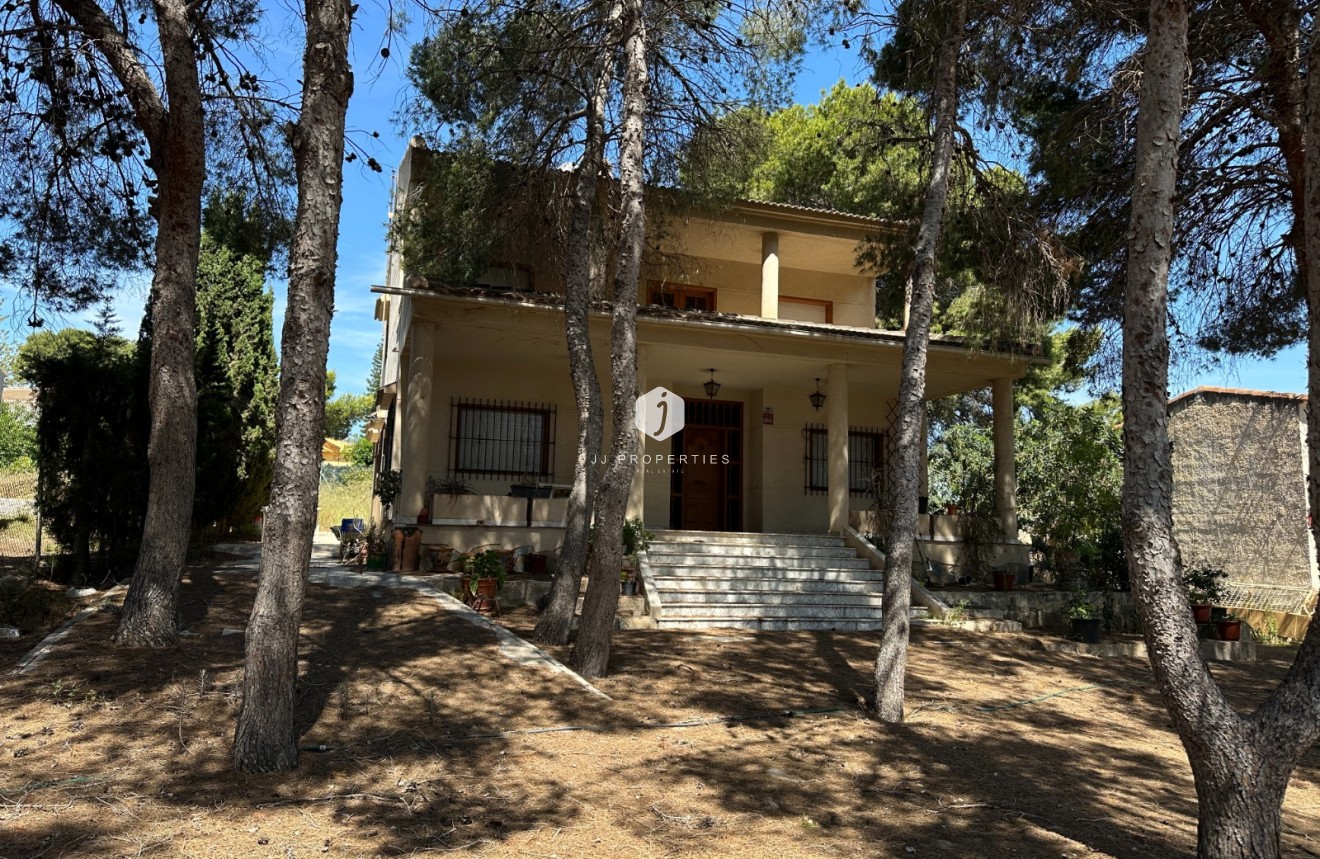 Z drugiej ręki - Villa -
Torrevieja - Costa Blanca