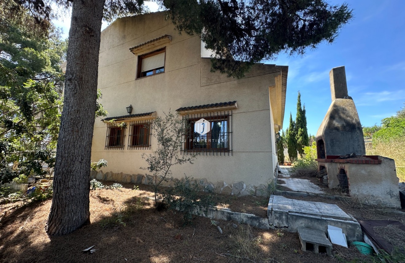 Z drugiej ręki - Villa -
Torrevieja - Costa Blanca