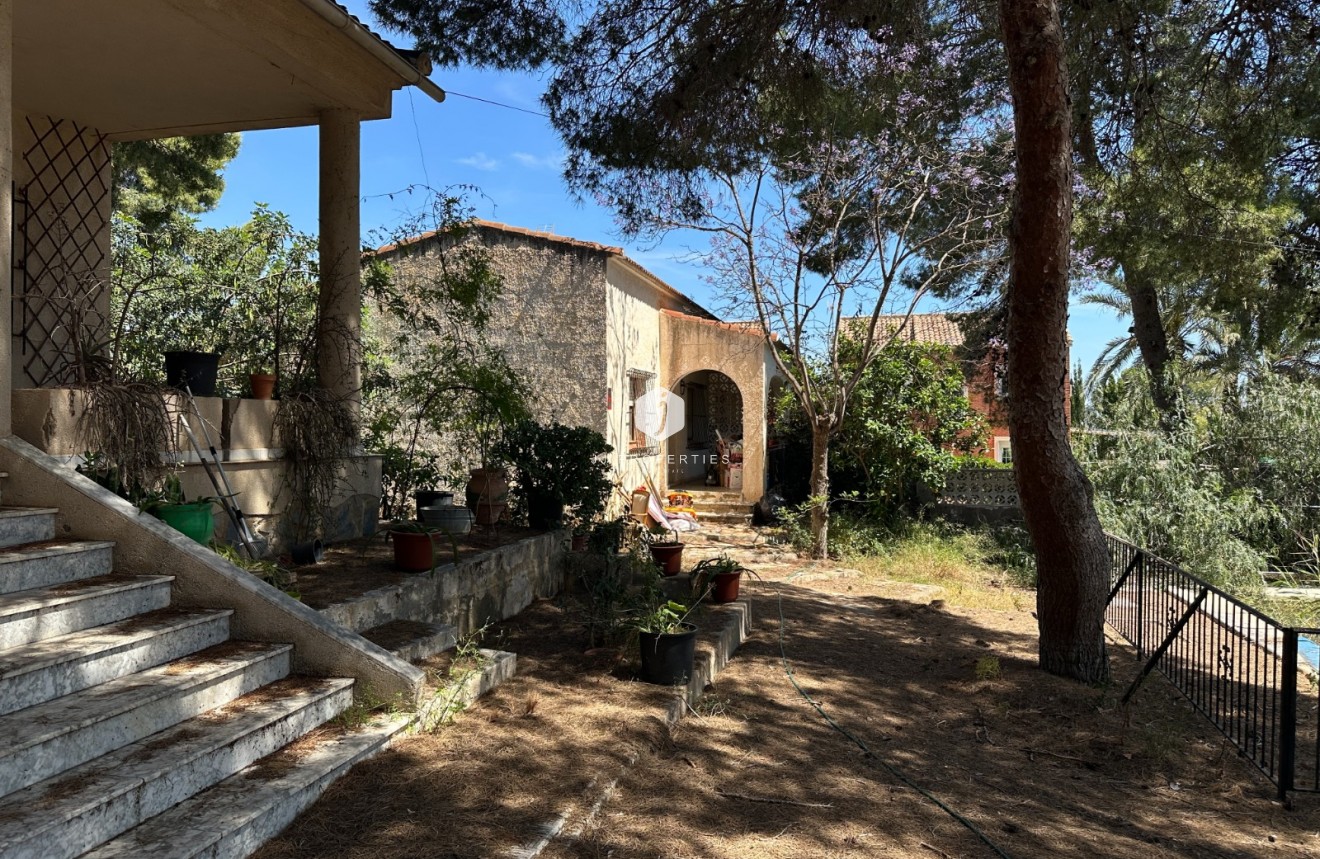 Z drugiej ręki - Villa -
Torrevieja - Costa Blanca