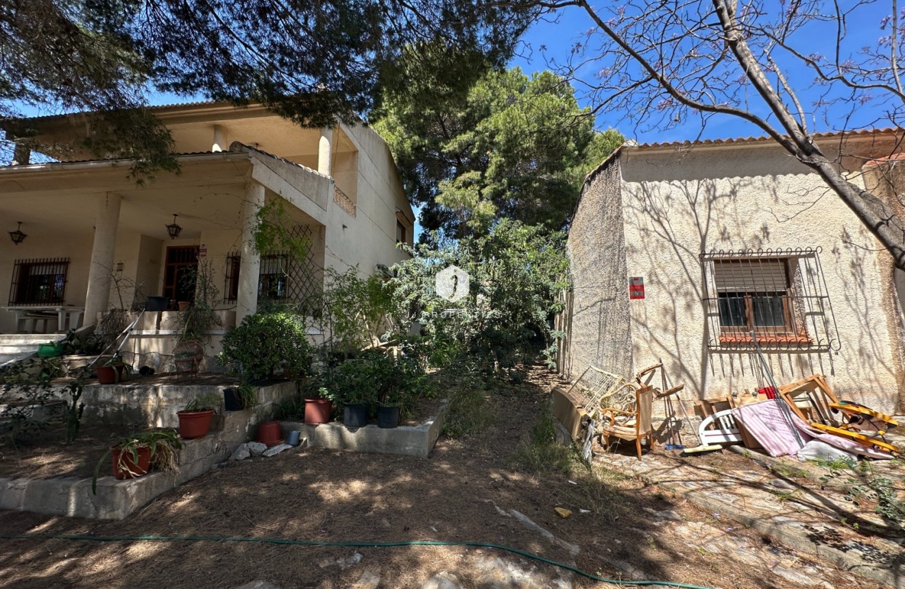 Z drugiej ręki - Villa -
Torrevieja - Costa Blanca